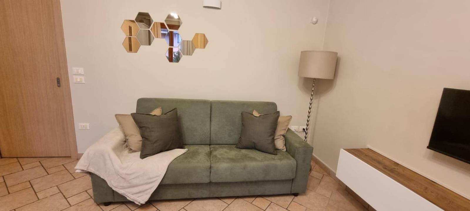 Hoya Apartment Sirmione Buitenkant foto