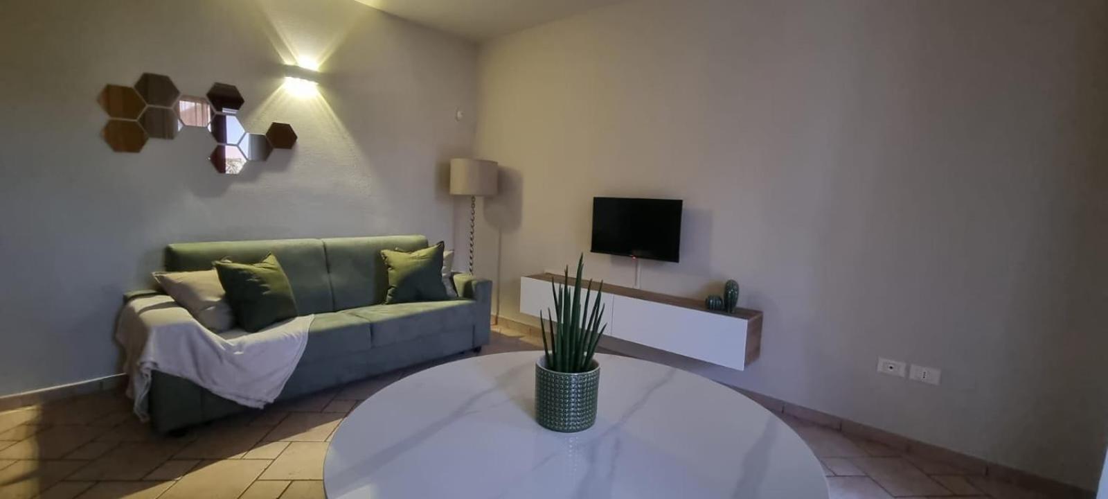 Hoya Apartment Sirmione Buitenkant foto