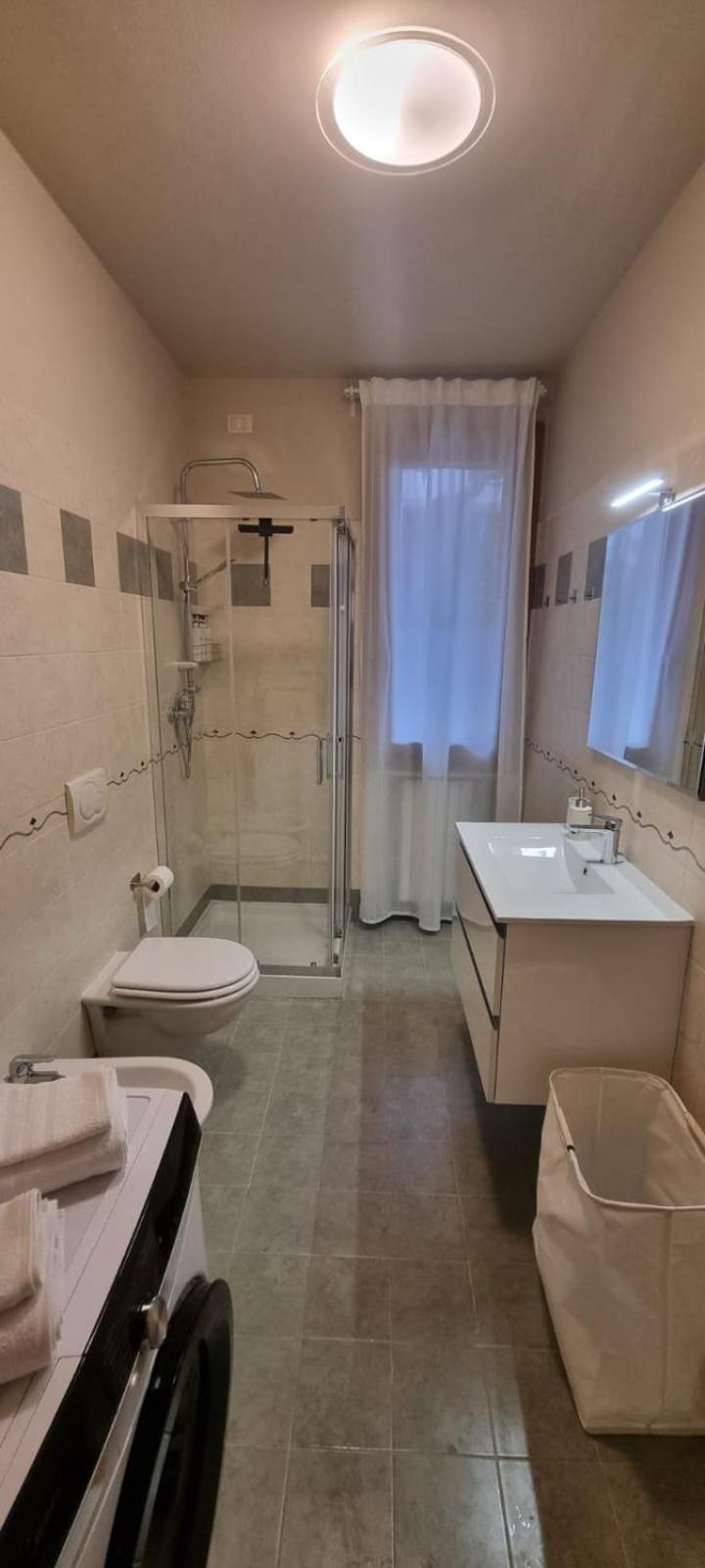 Hoya Apartment Sirmione Buitenkant foto