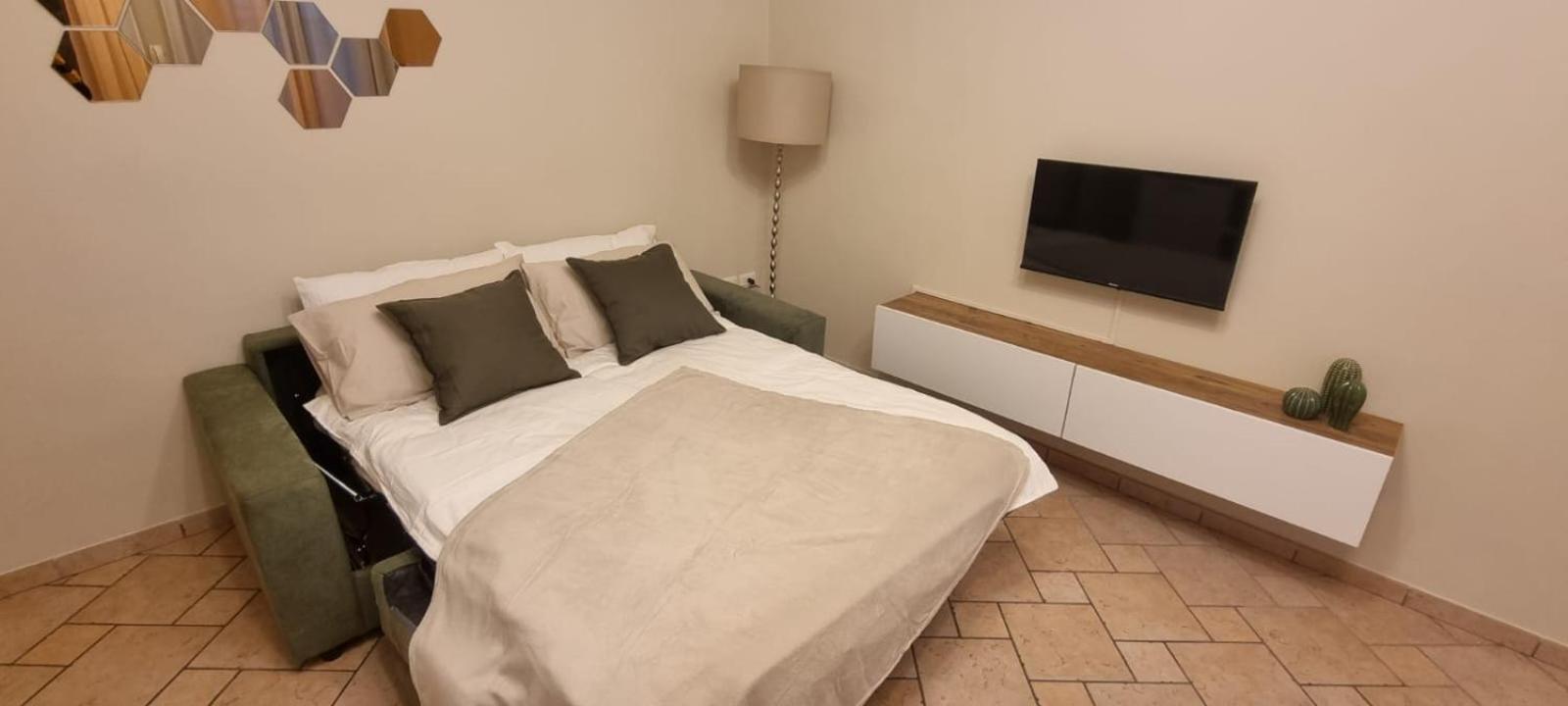 Hoya Apartment Sirmione Buitenkant foto
