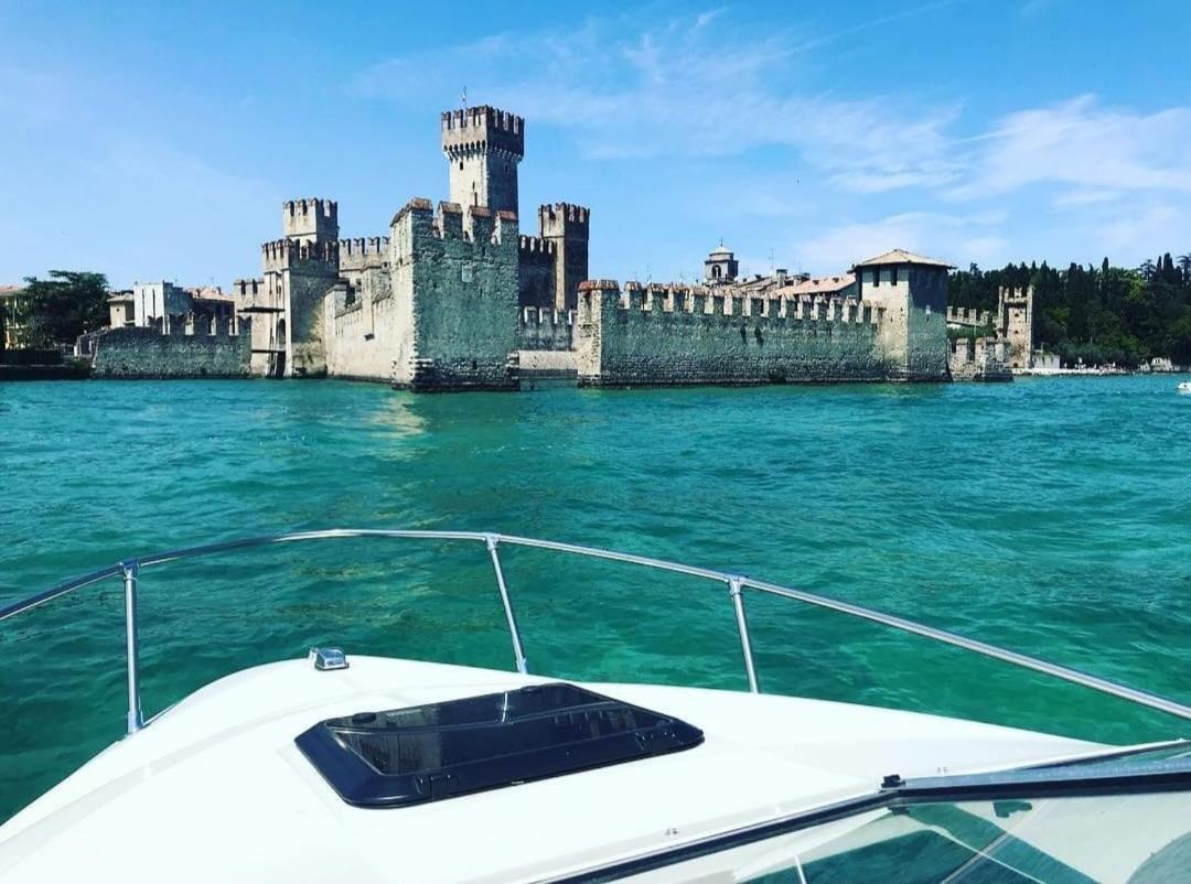 Hoya Apartment Sirmione Buitenkant foto