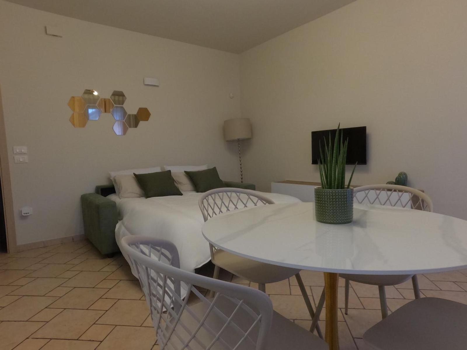 Hoya Apartment Sirmione Buitenkant foto