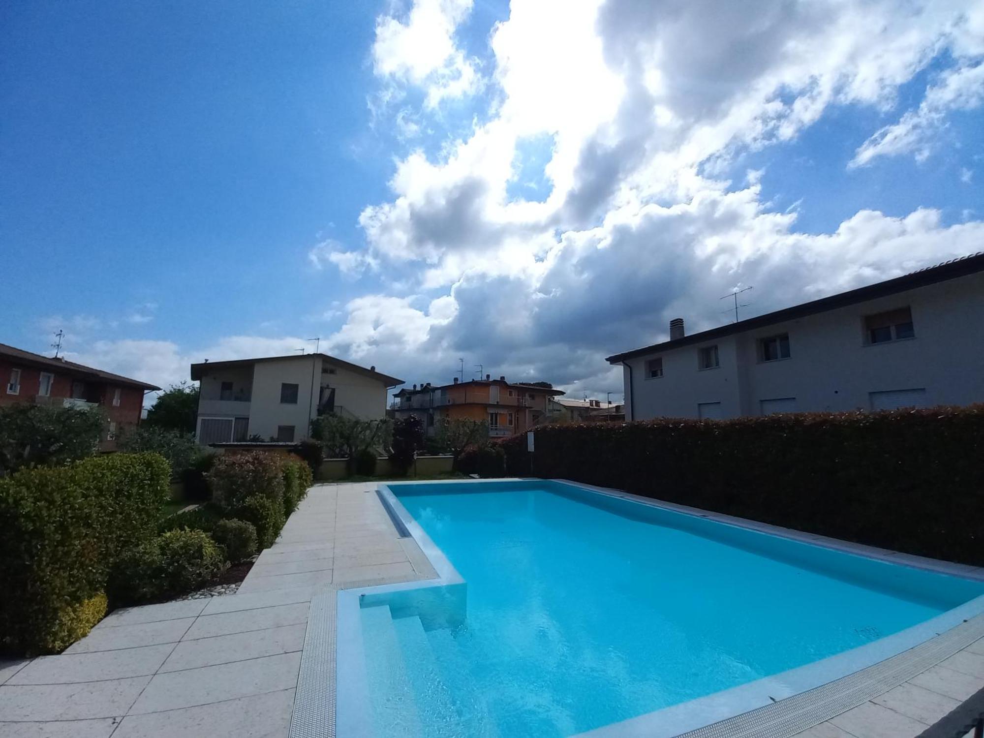 Hoya Apartment Sirmione Buitenkant foto